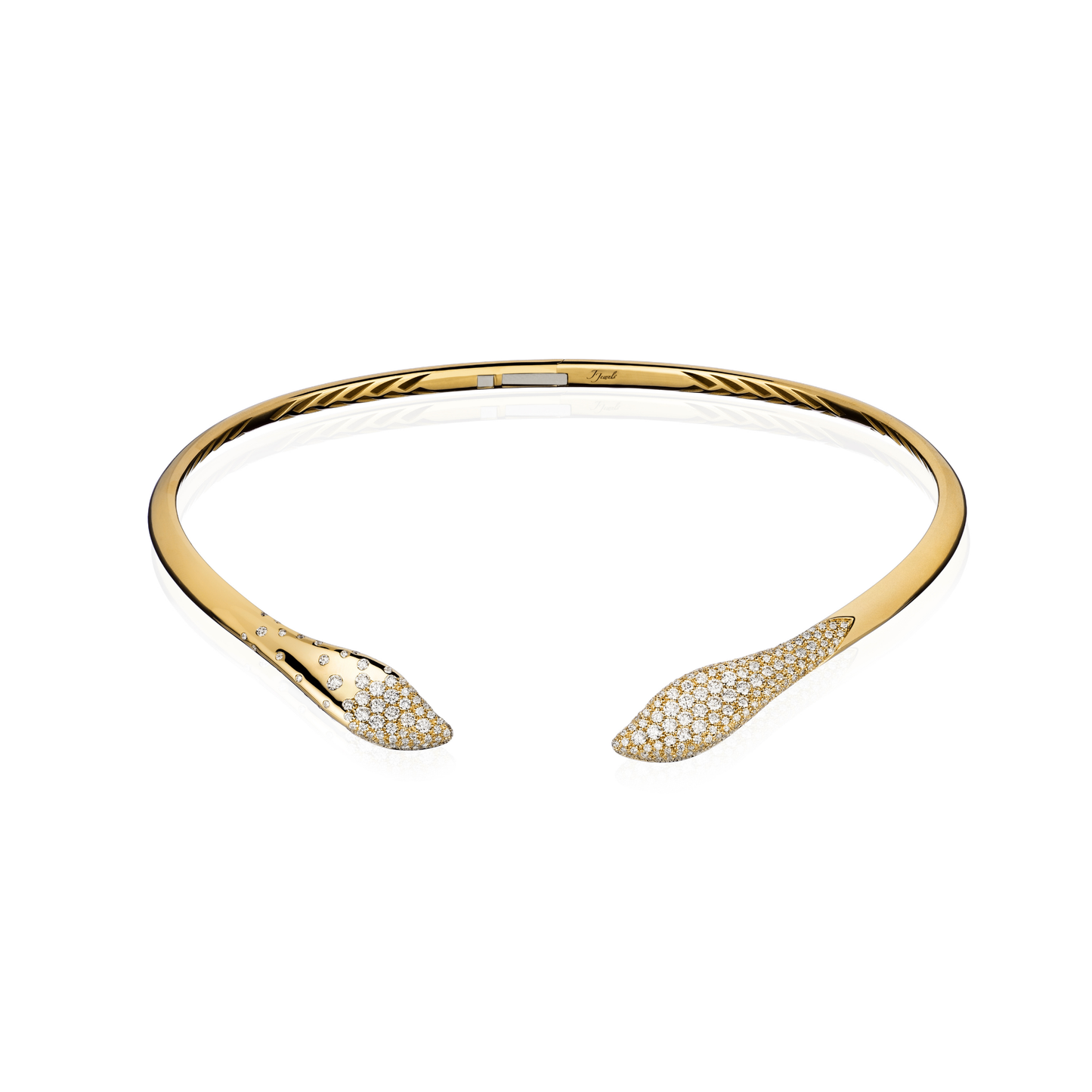 18K Abbraccio Elegant Necklace