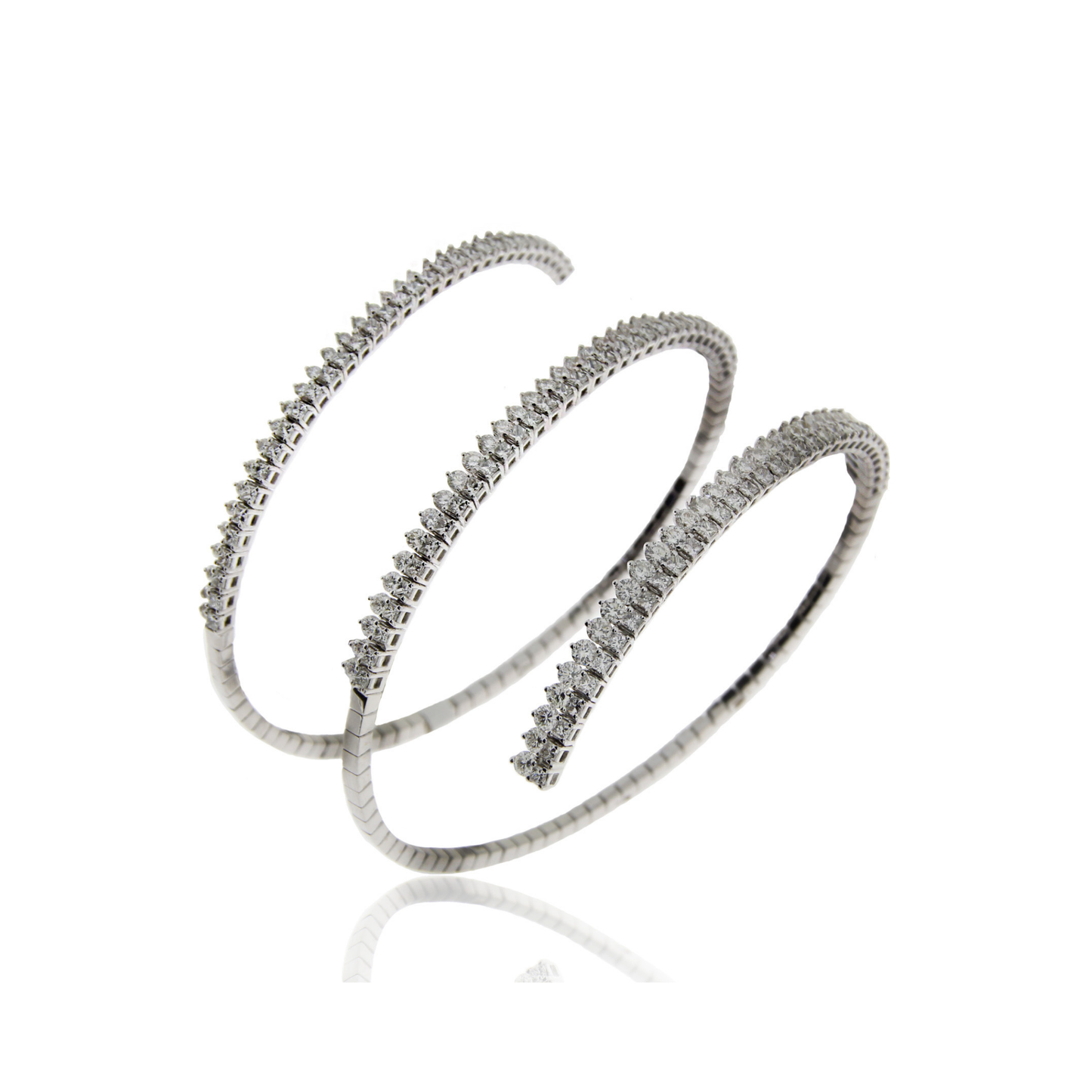 Shine Twirl Bracelet with Diamond