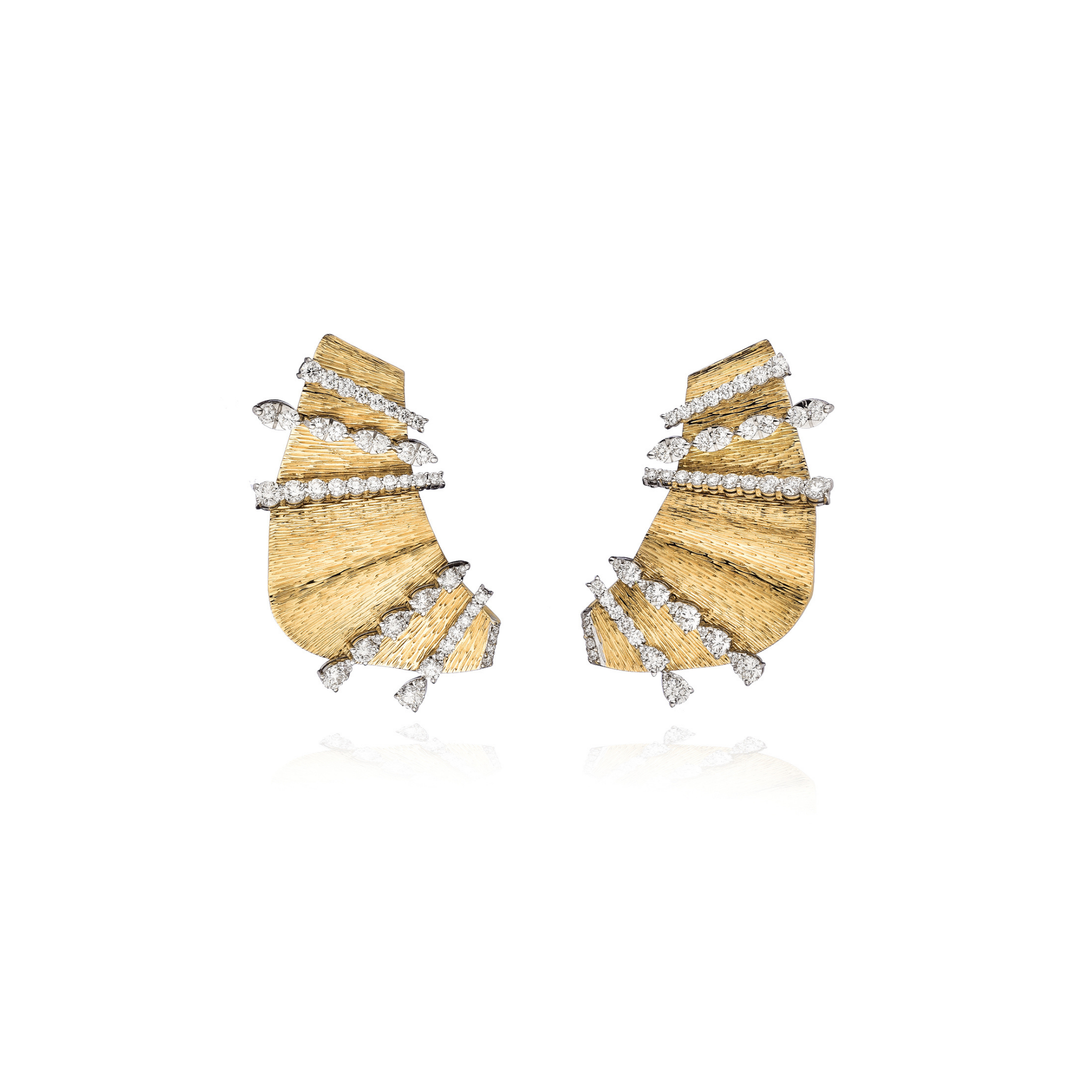 18 KT Gold Wave Earrings